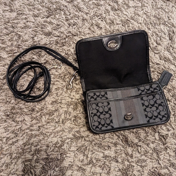 🖤 Coach Legacy Signature Striped Penny Crossbody Bag - Picture 4 of 16